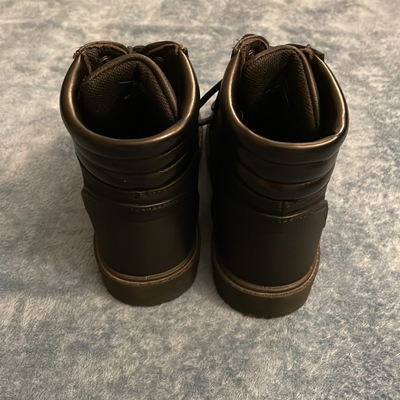 Boots - Picture 3 of 3